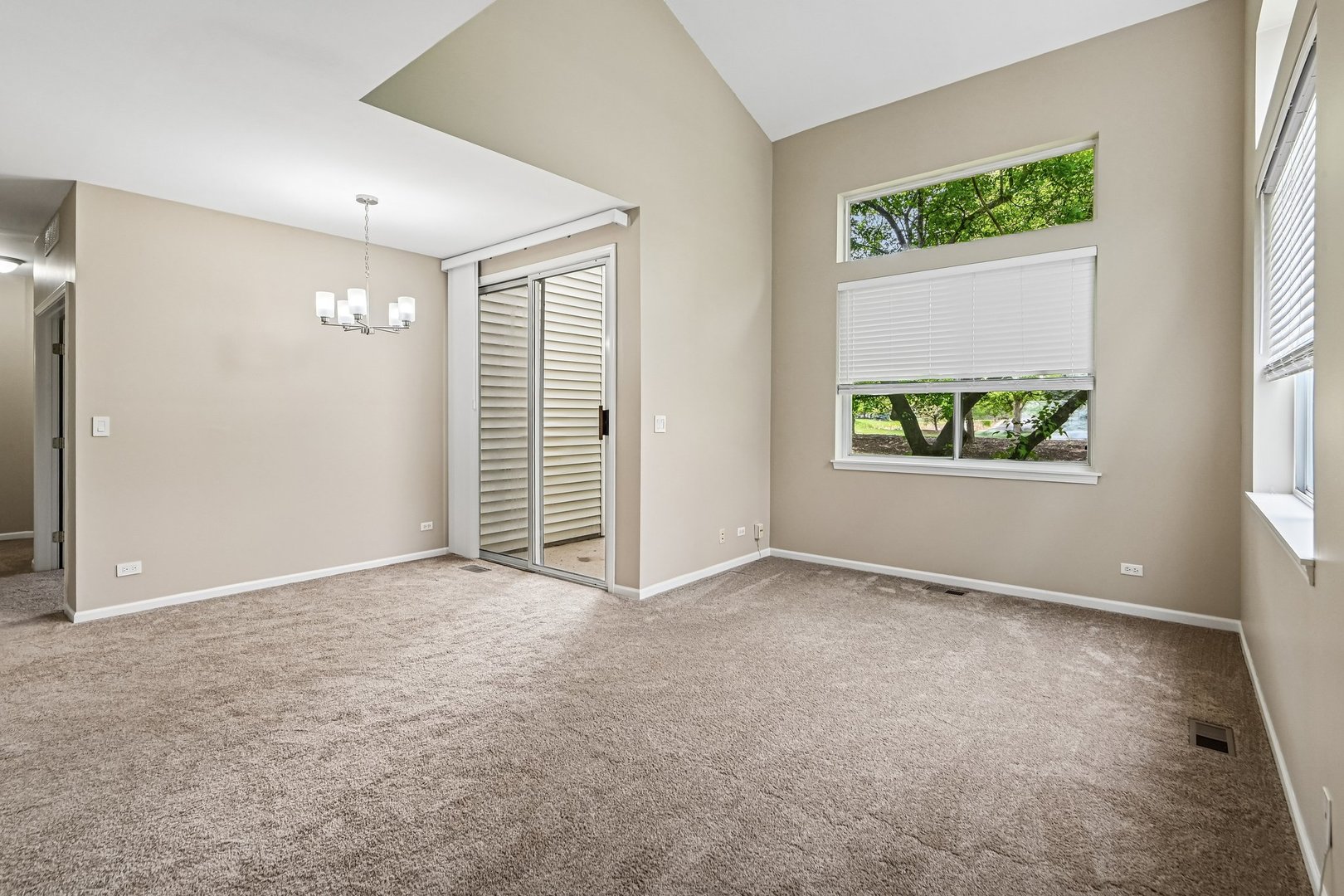 2992 Waters Edge Circle, Aurora, IL 60504