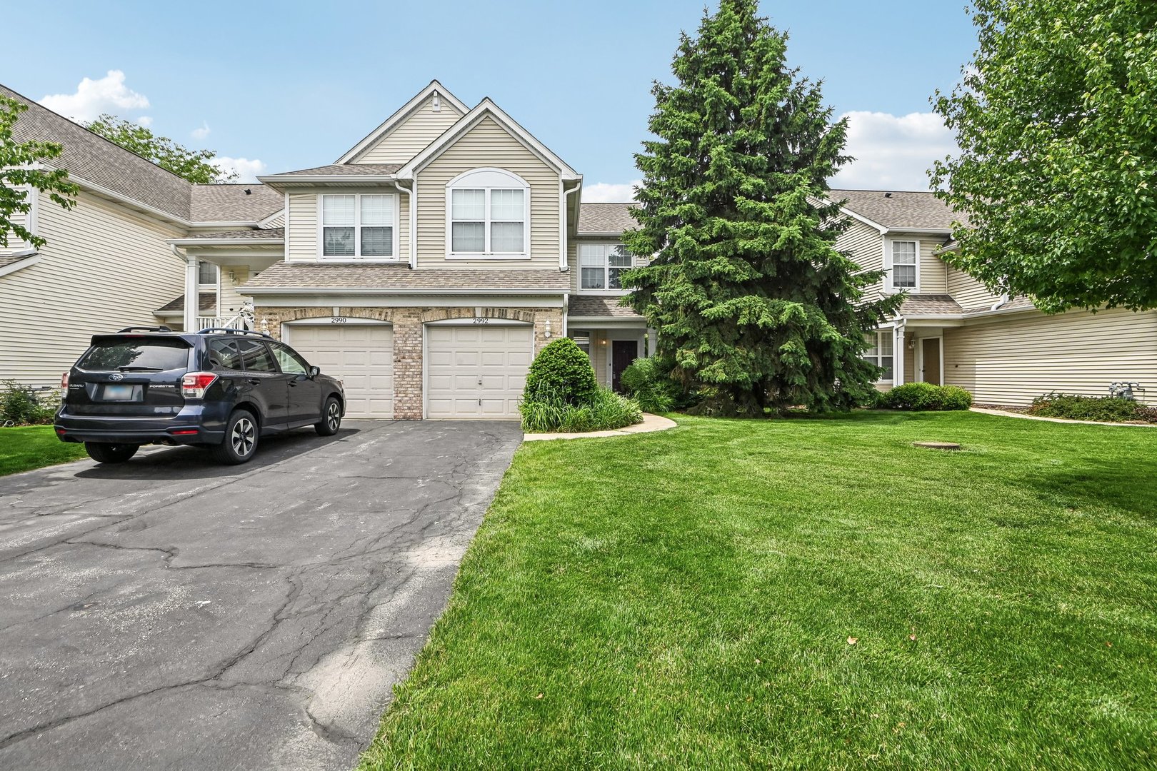 2992 Waters Edge Circle, Aurora, IL 60504