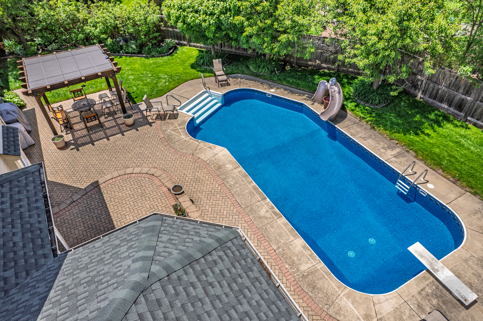 391 DuPahze Street, Naperville, IL 60565