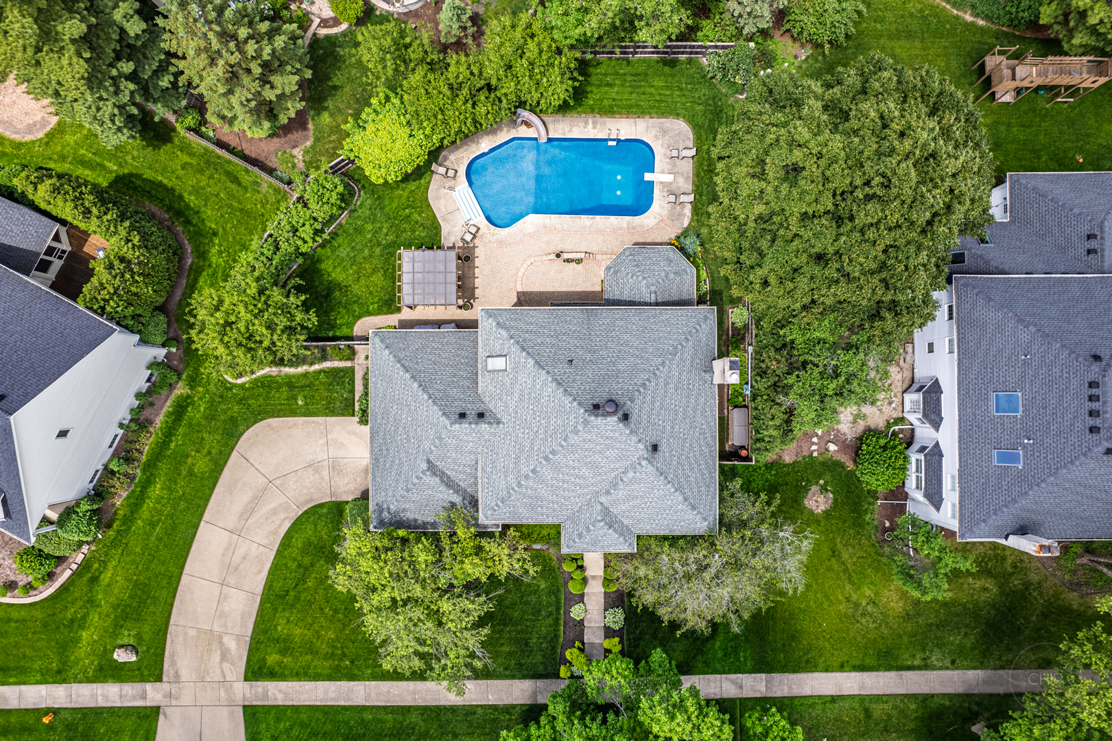 391 DuPahze Street, Naperville, IL 60565