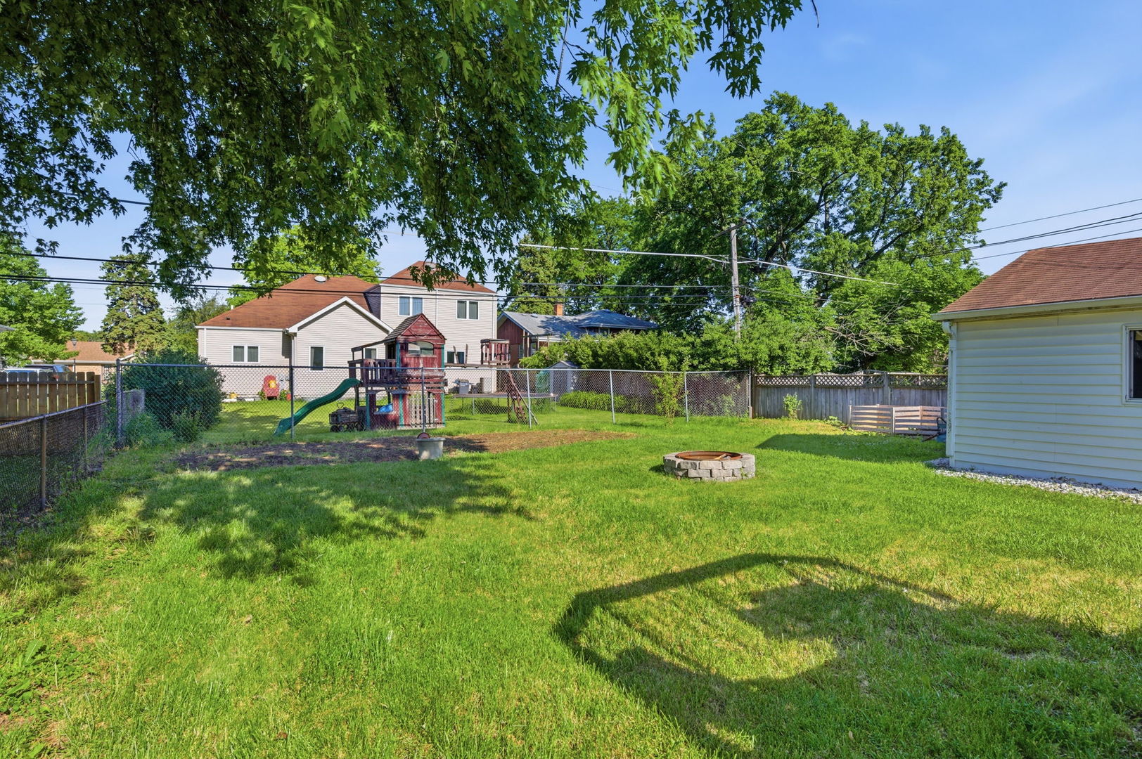 641 N Kenilworth Avenue, Elmhurst, IL 60126