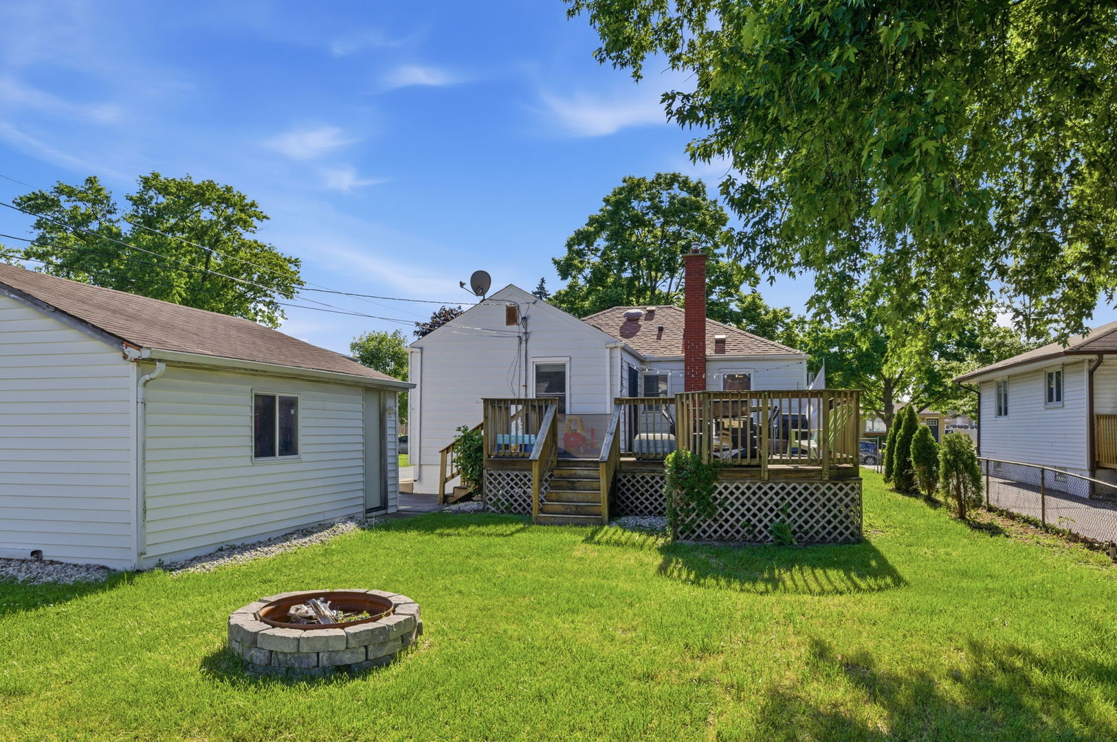 641 N Kenilworth Avenue, Elmhurst, IL 60126
