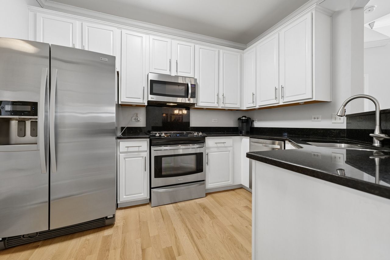 1603 Sedona Avenue, Aurora, IL 60504