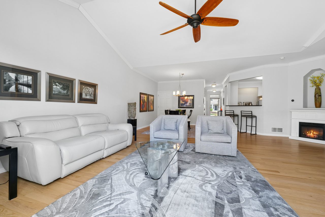 1603 Sedona Avenue, Aurora, IL 60504
