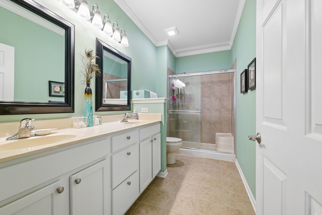 1603 Sedona Avenue, Aurora, IL 60504