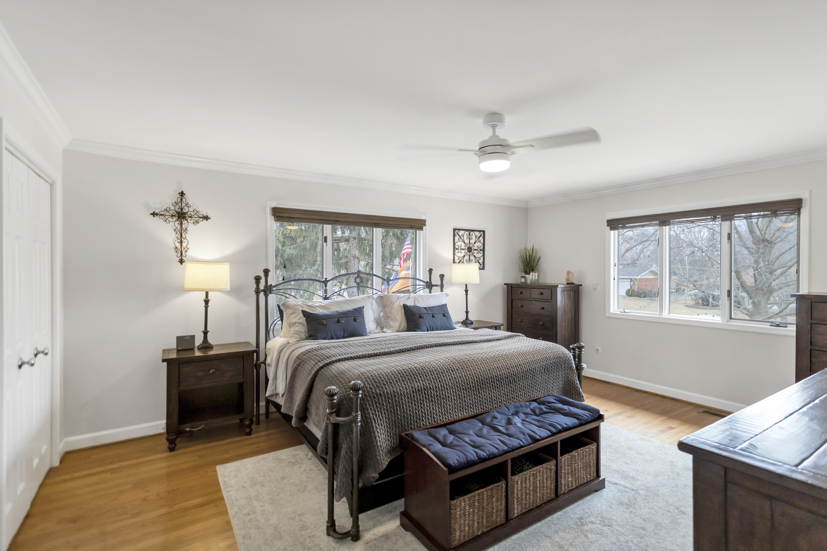 1415 W Hawthorne Street, Arlington Heights, IL 60005