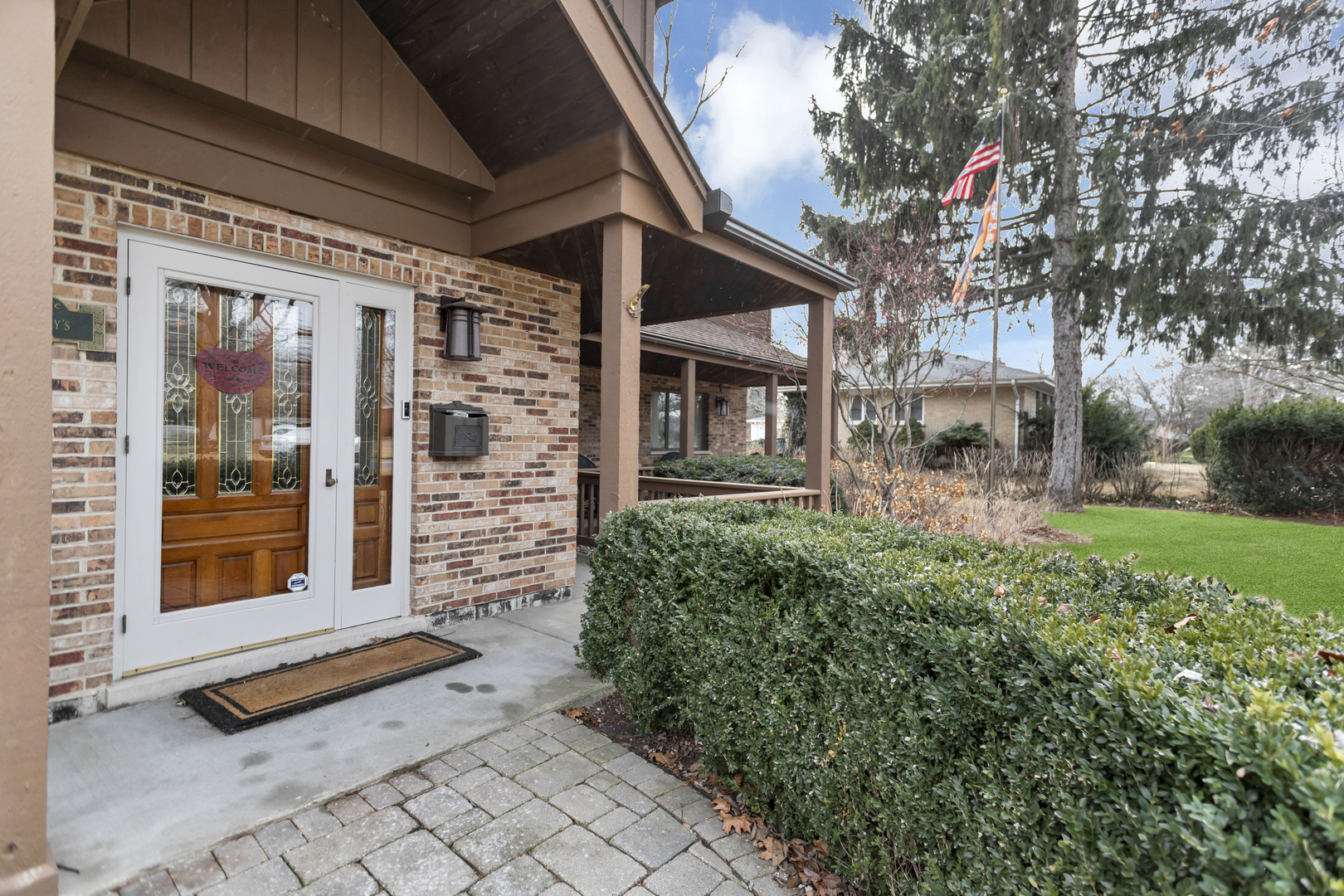 1415 W Hawthorne Street, Arlington Heights, IL 60005