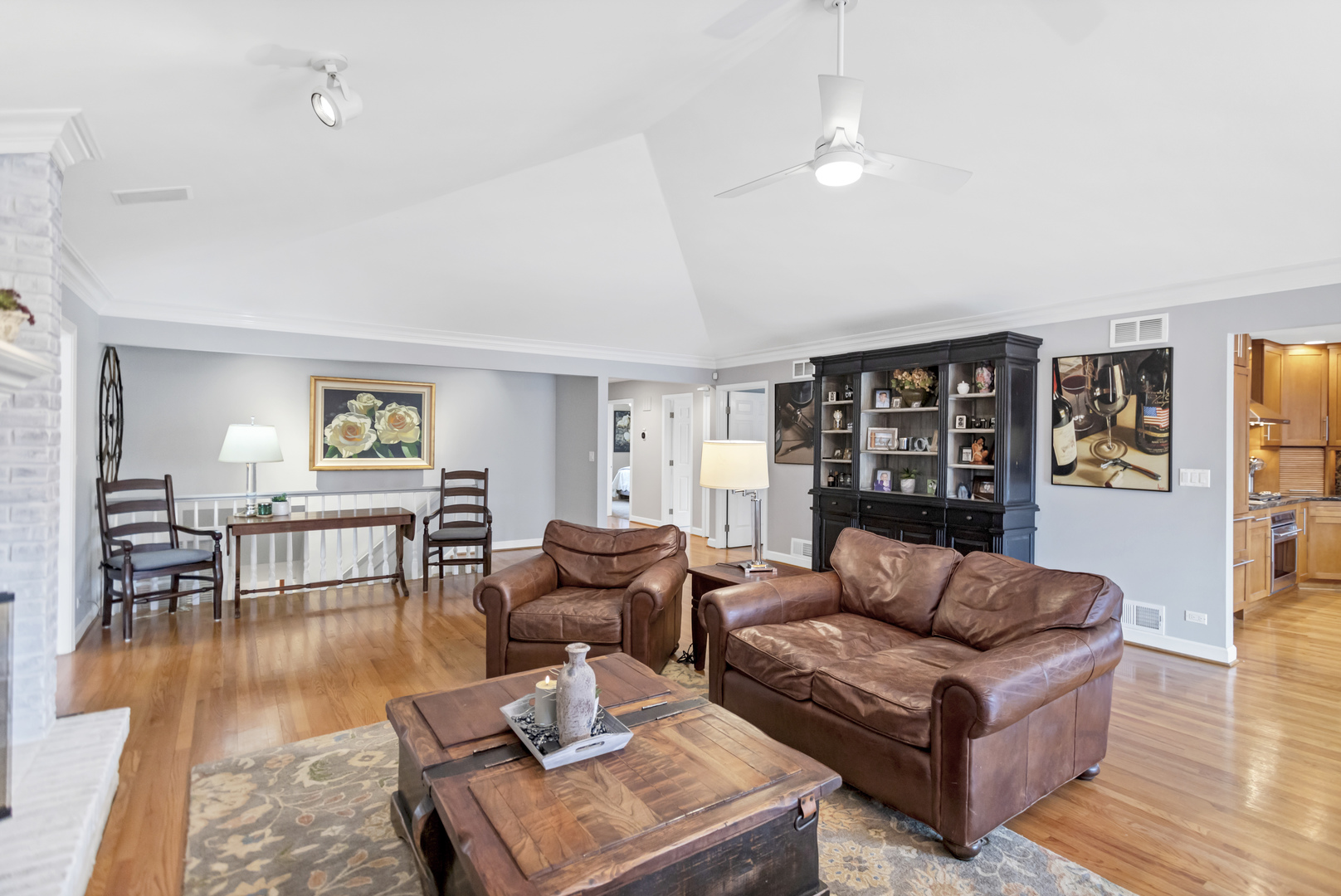 1415 W Hawthorne Street, Arlington Heights, IL 60005