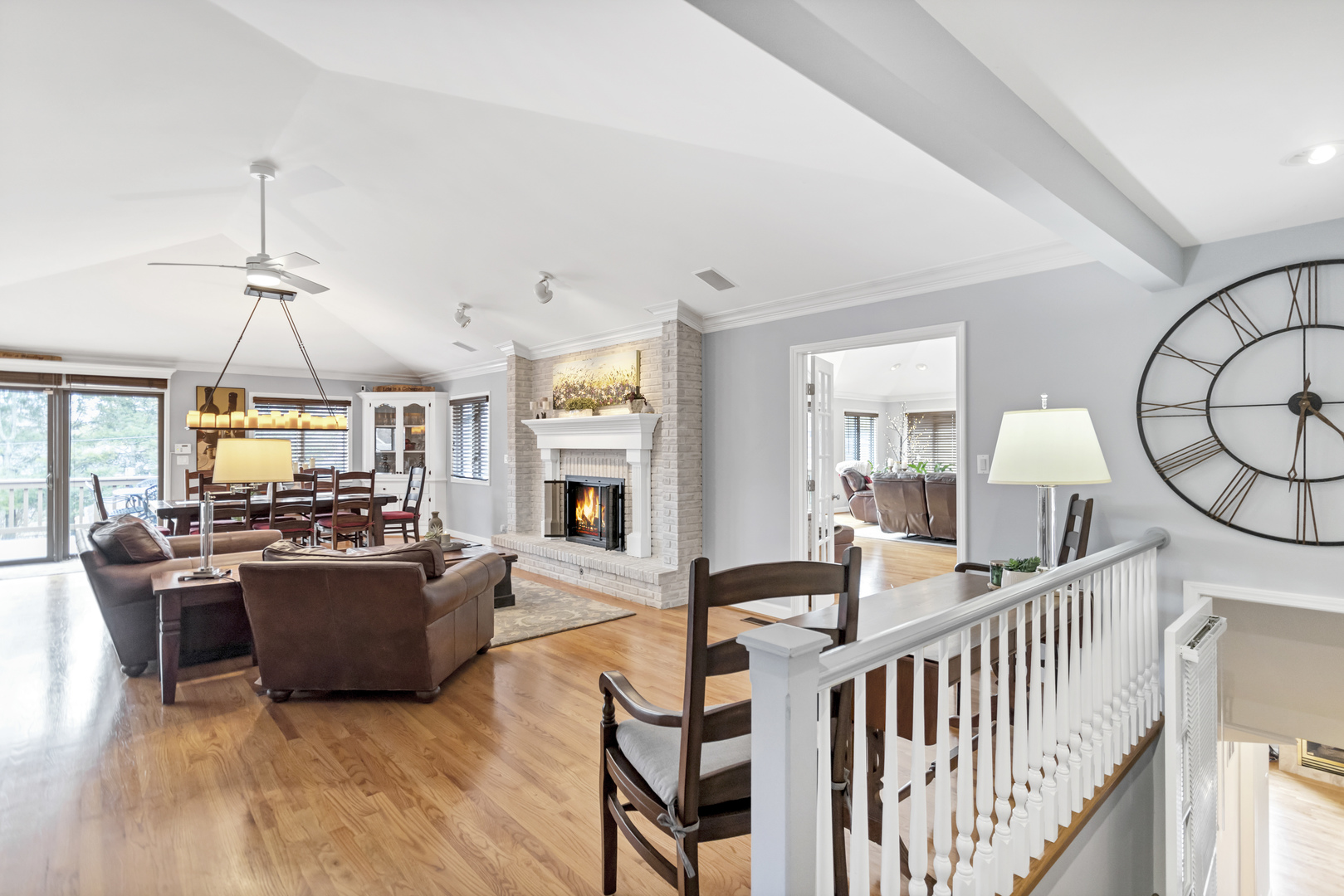 1415 W Hawthorne Street, Arlington Heights, IL 60005