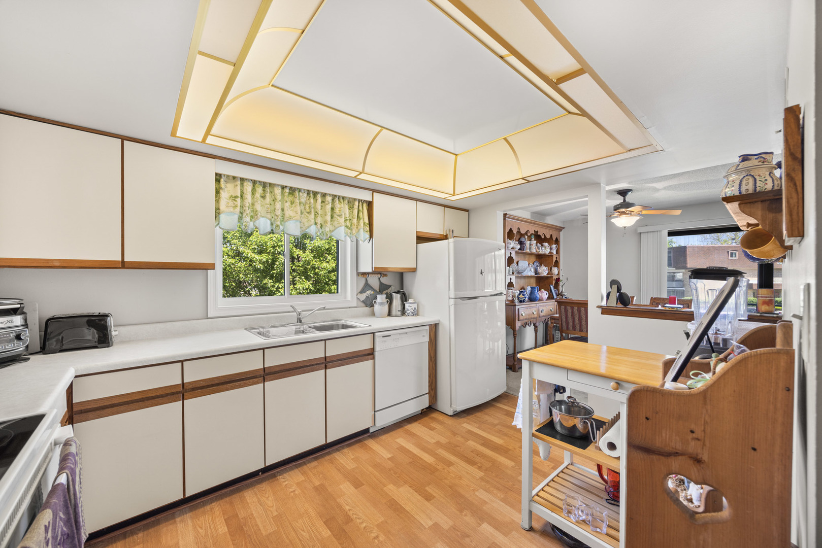 11136 Center Road #C, Palos Hills, IL 60465