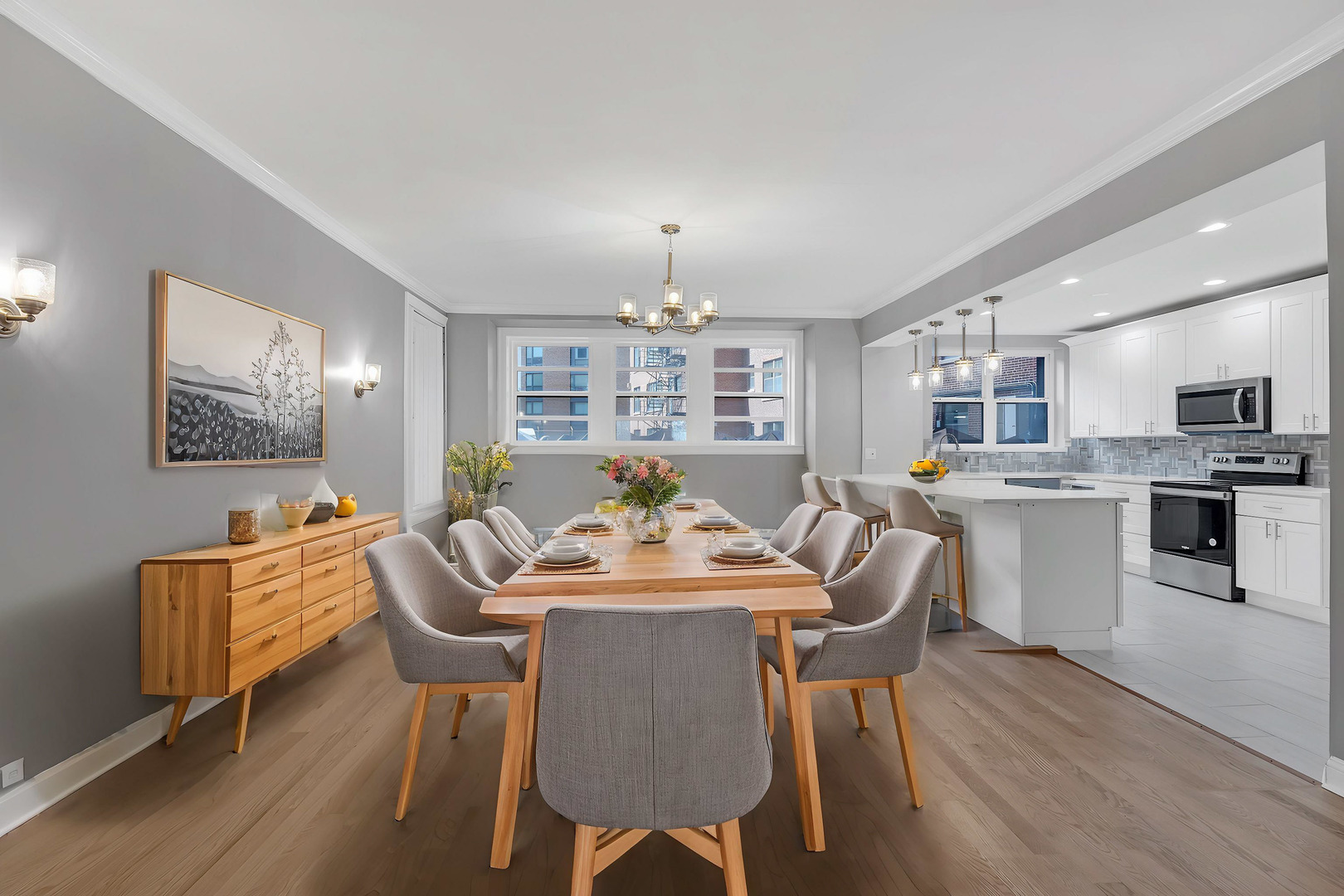 3750 N Lake Shore Drive #2C, Chicago, IL 60613