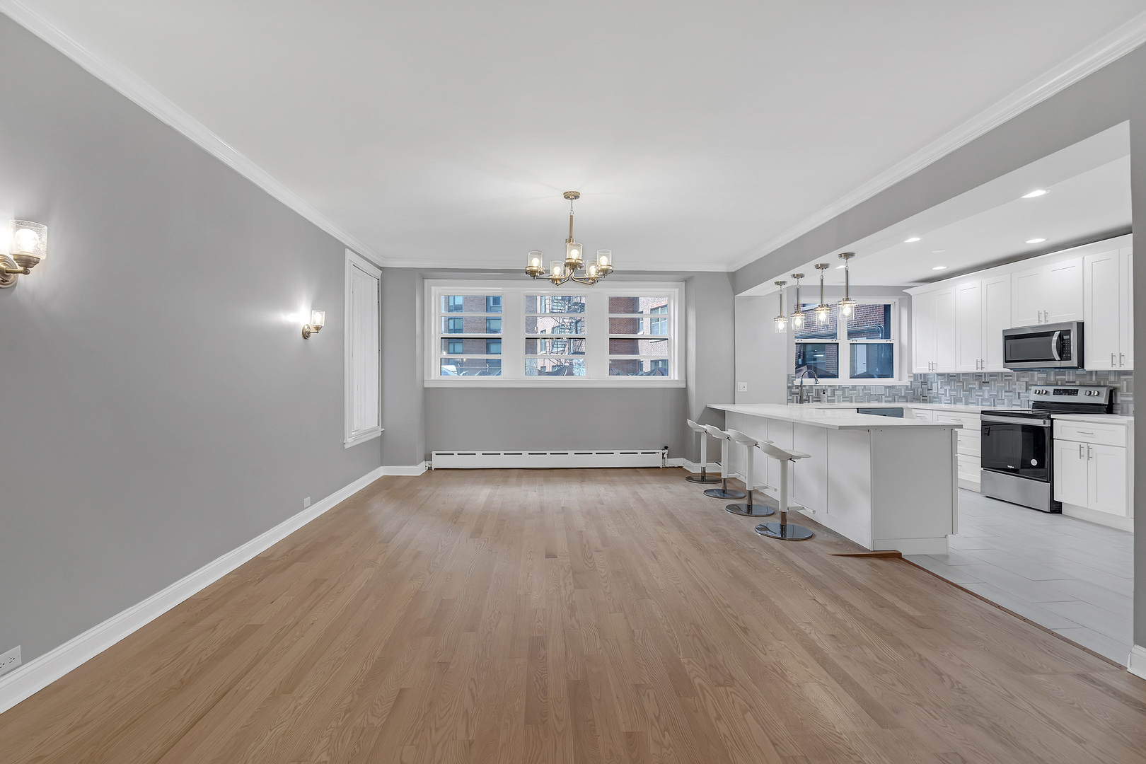 3750 N Lake Shore Drive #2C, Chicago, IL 60613