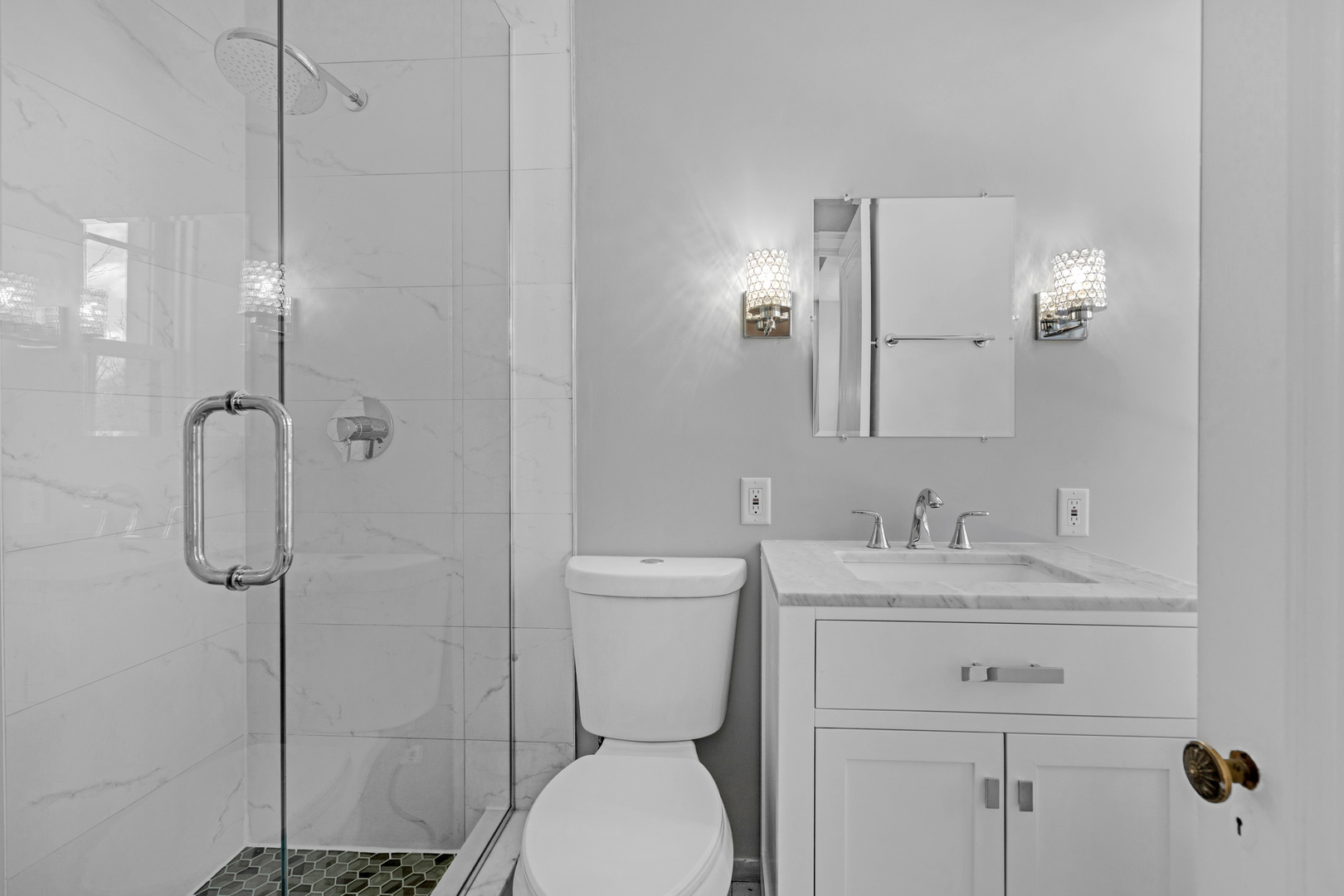3750 N Lake Shore Drive #2C, Chicago, IL 60613