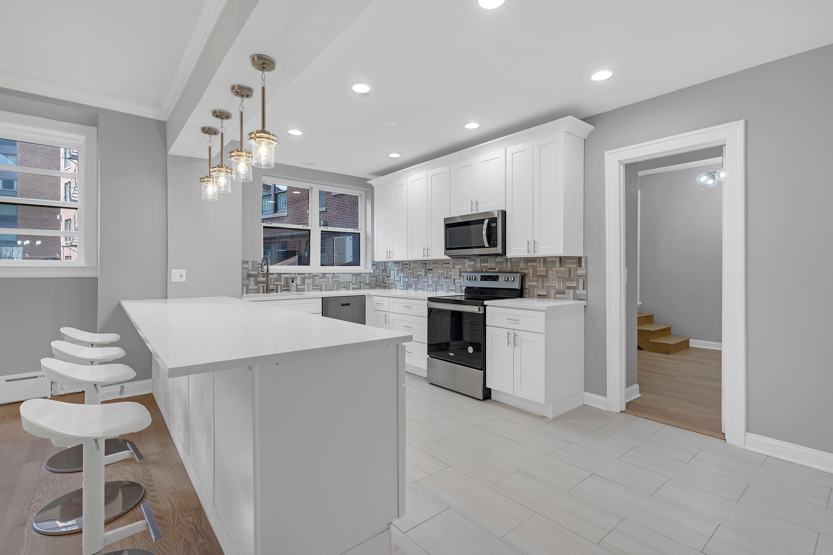 3750 N Lake Shore Drive #2C, Chicago, IL 60613