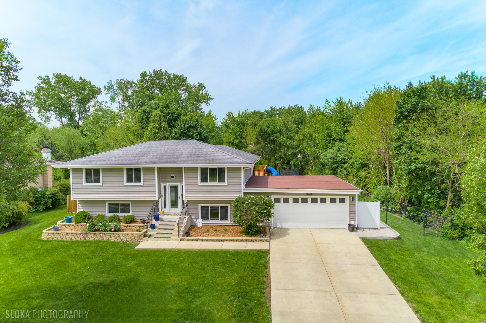 532 Cambridge Drive, Schaumburg, IL 60193