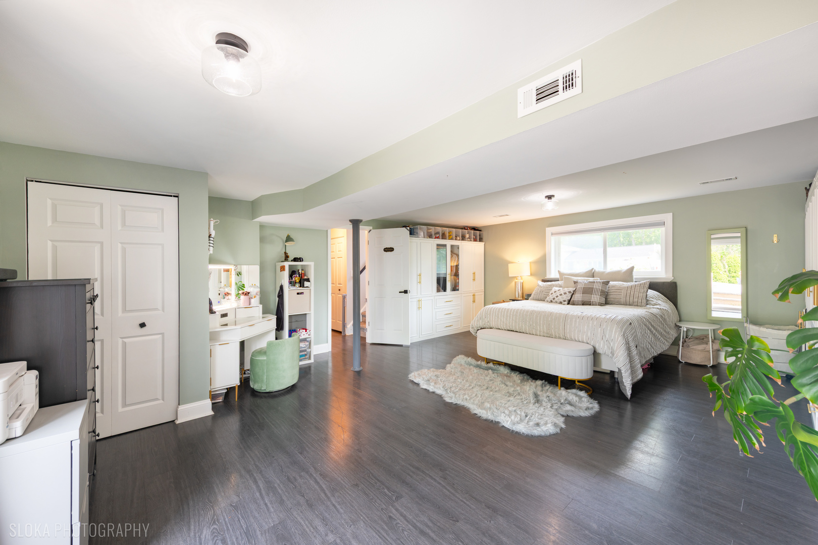532 Cambridge Drive, Schaumburg, IL 60193