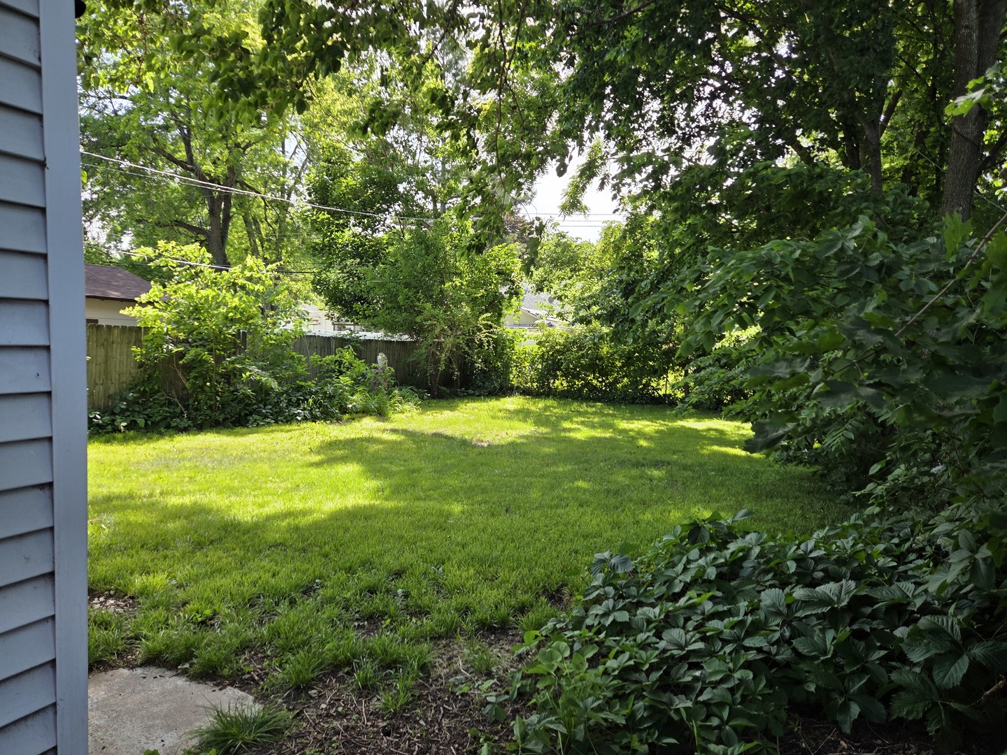 404 Morton Avenue, Aurora, IL 60506