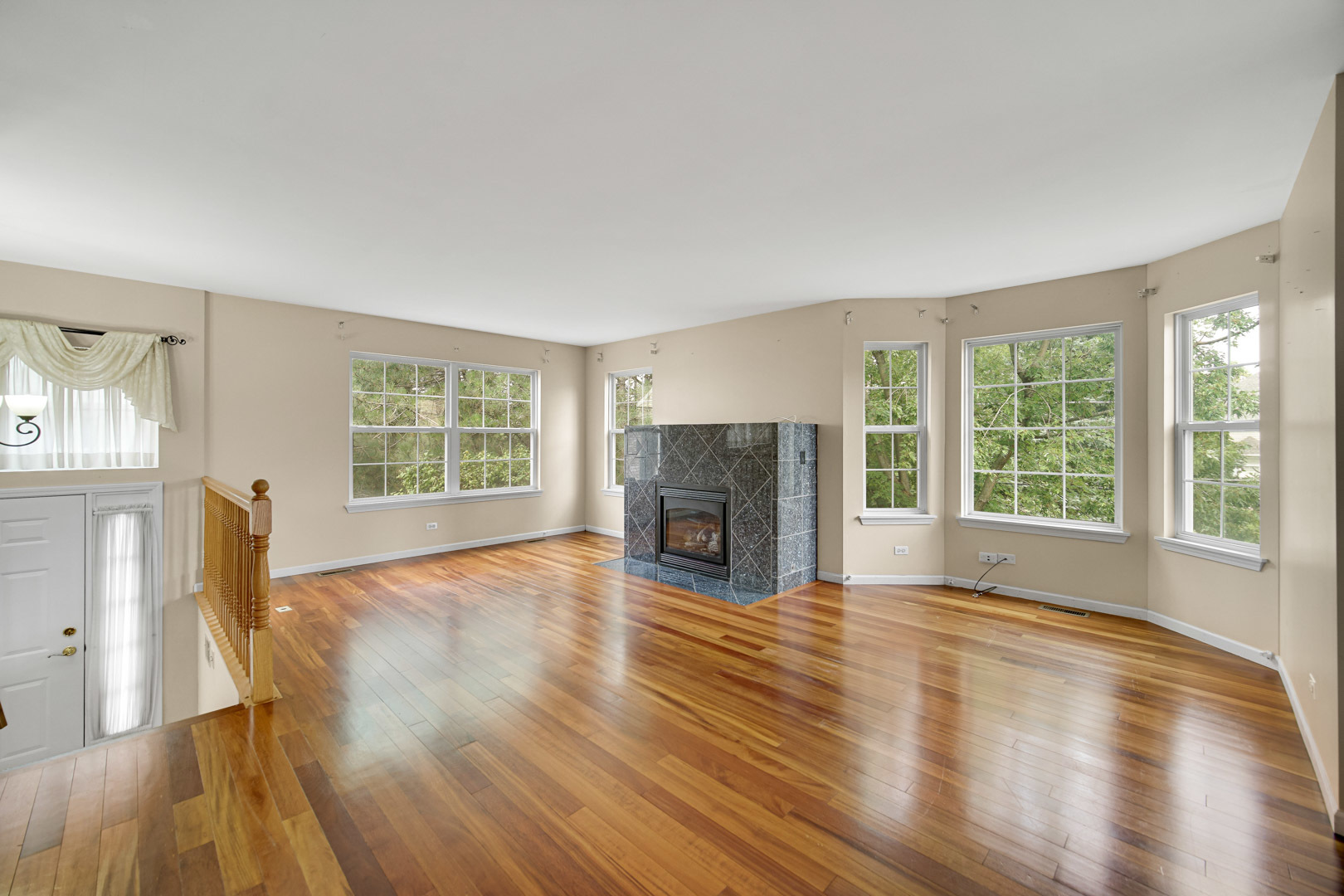 62 E Clare Court #62, Palatine, IL 60067