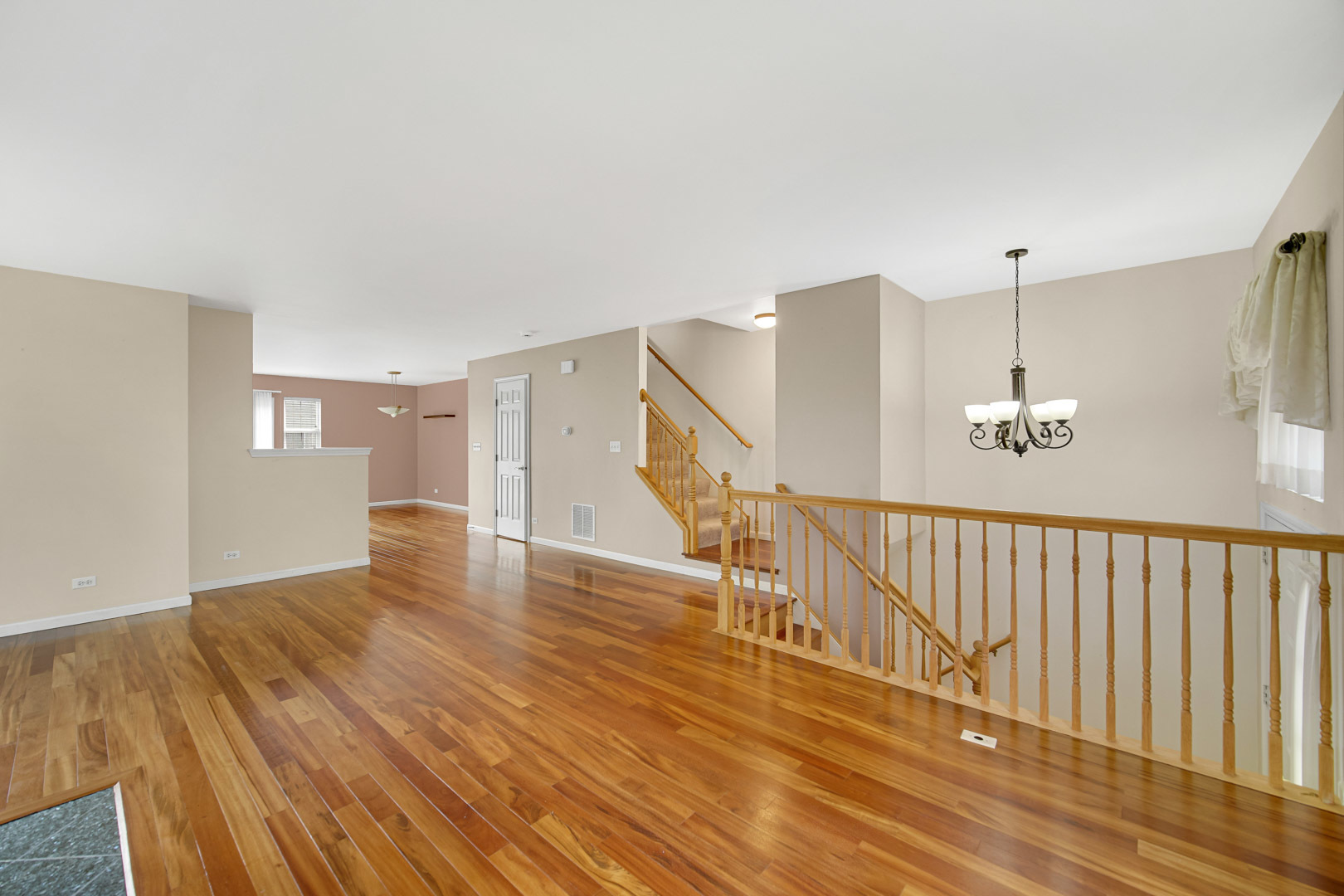 62 E Clare Court #62, Palatine, IL 60067