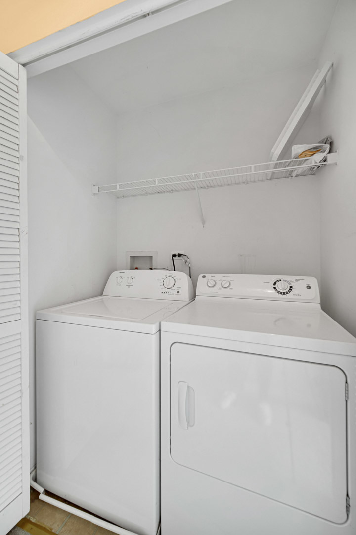62 E Clare Court #62, Palatine, IL 60067