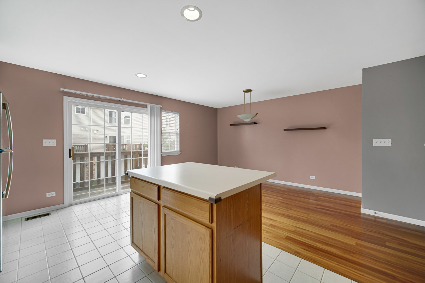62 E Clare Court #62, Palatine, IL 60067