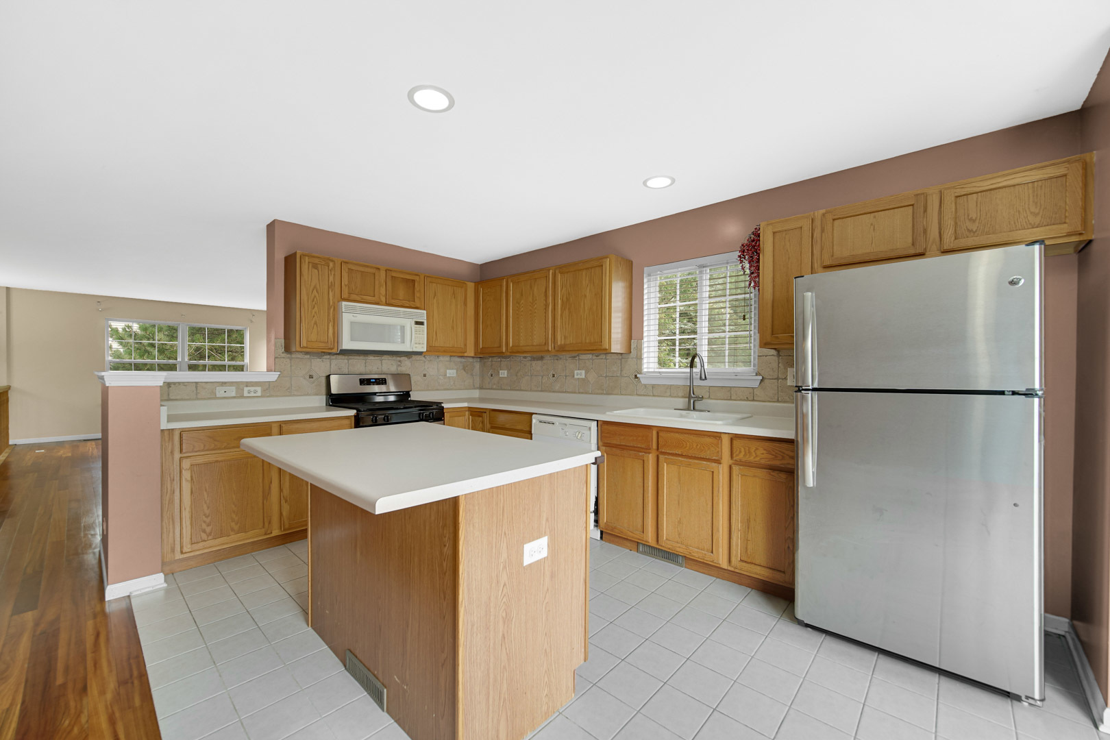 62 E Clare Court #62, Palatine, IL 60067