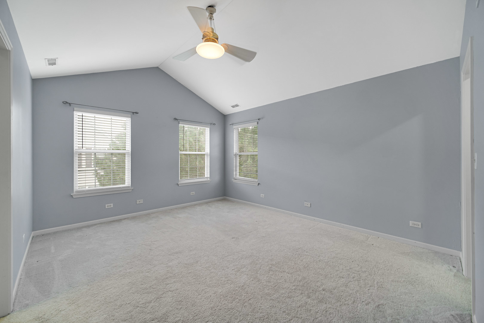62 E Clare Court #62, Palatine, IL 60067