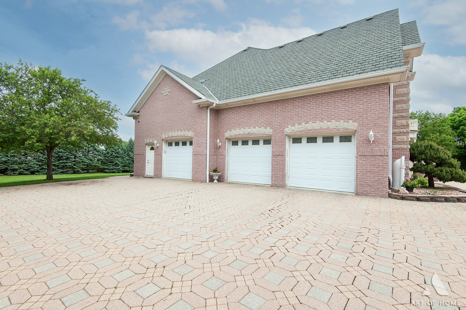 10840 Crystal Meadow Court, Orland Park, IL 60467