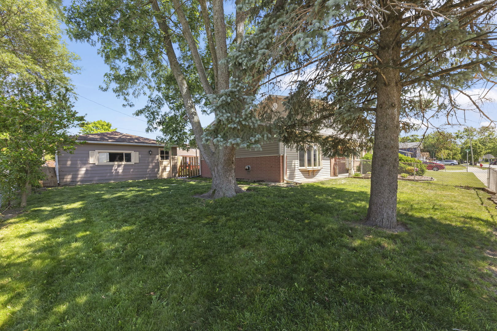 14849 Park Avenue, Oak Forest, IL 60452
