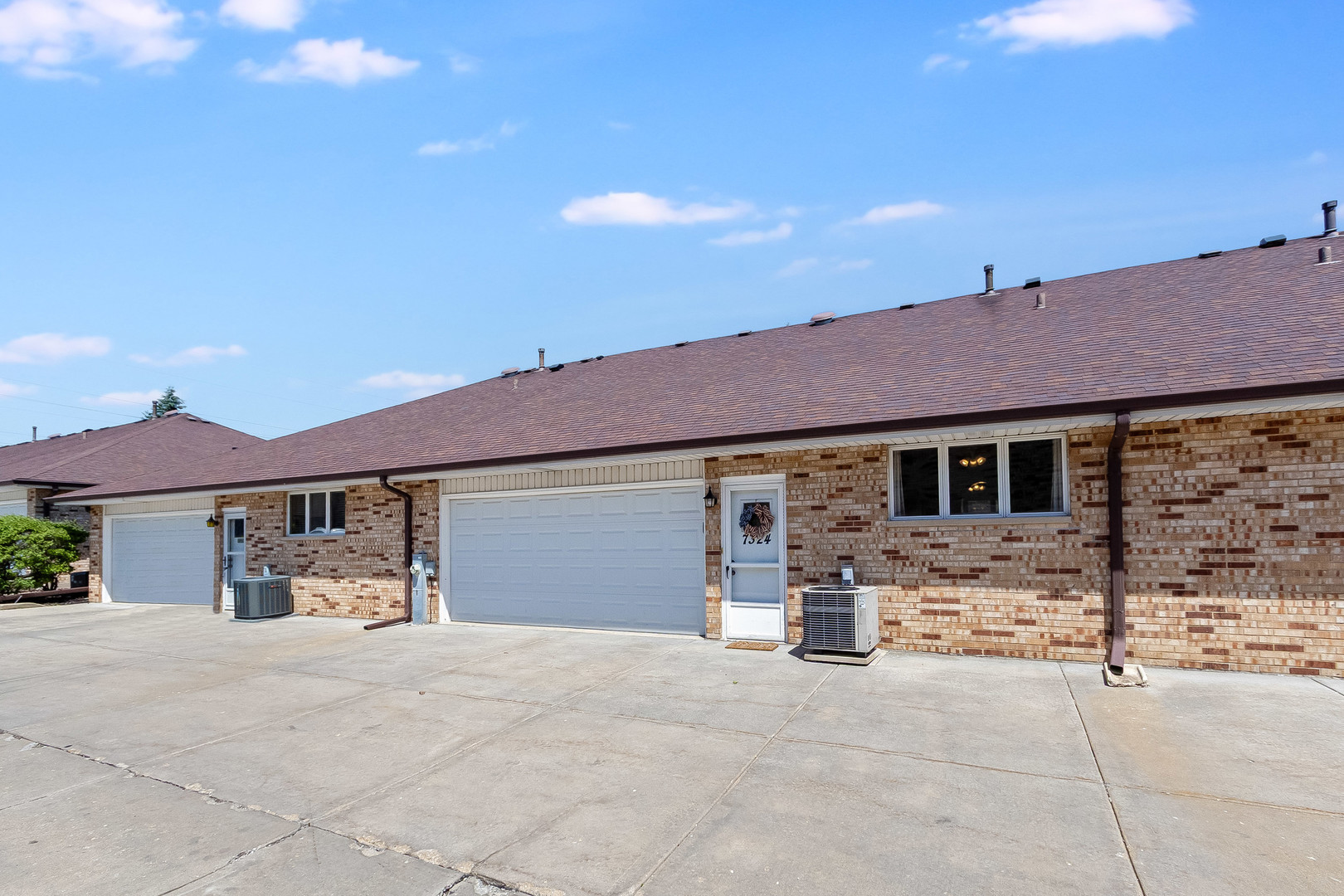 7324 W 152ND Street #73, Orland Park, IL 60462