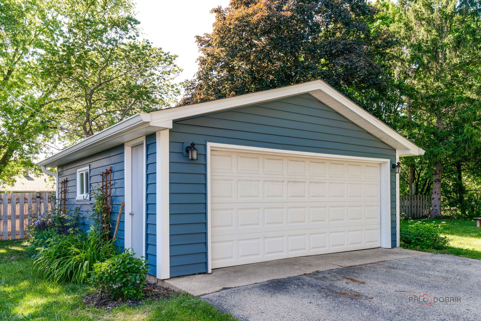 489 1st Street, Antioch, IL 60002