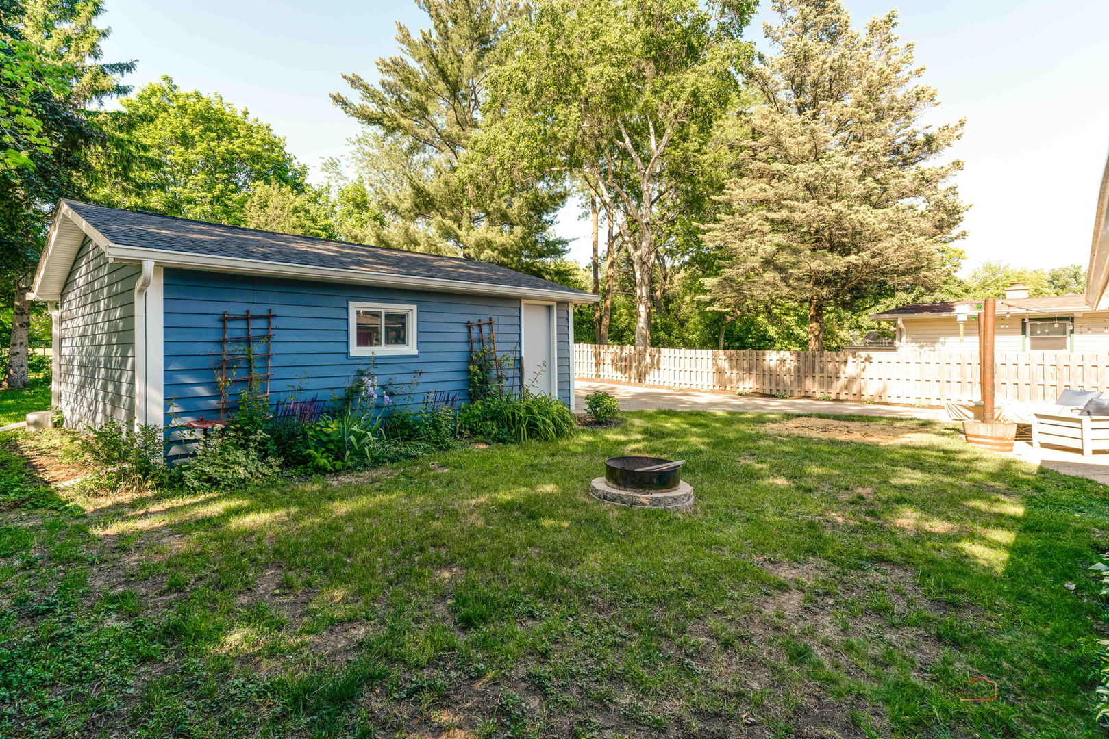 489 1st Street, Antioch, IL 60002