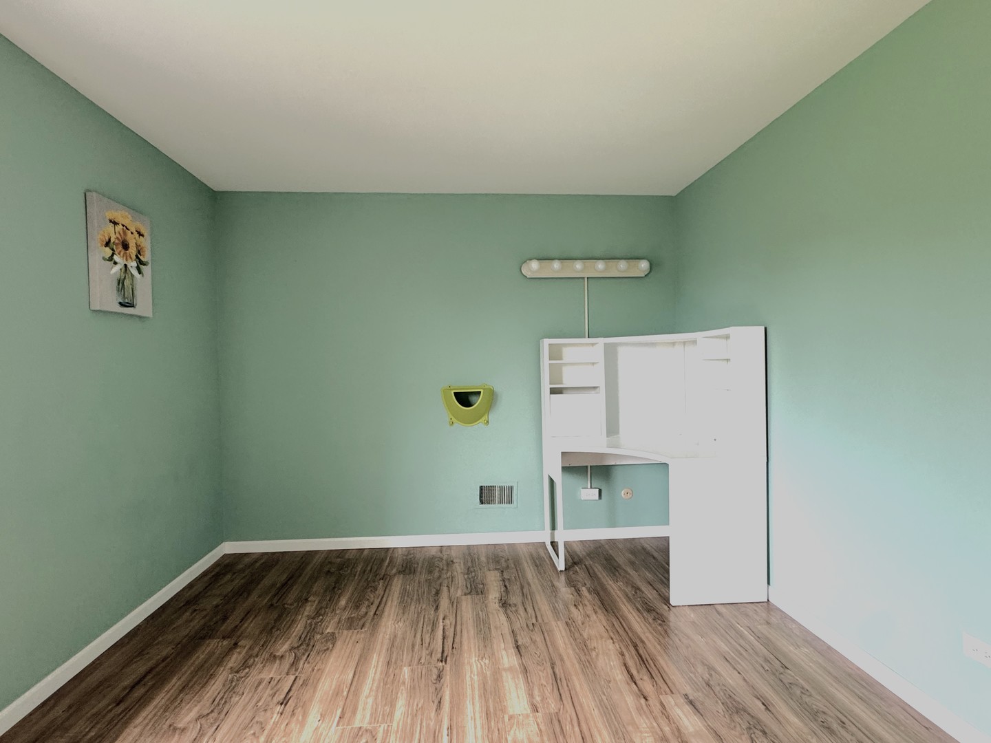 7303 Grand Avenue #AA-205, Downers Grove, IL 60516