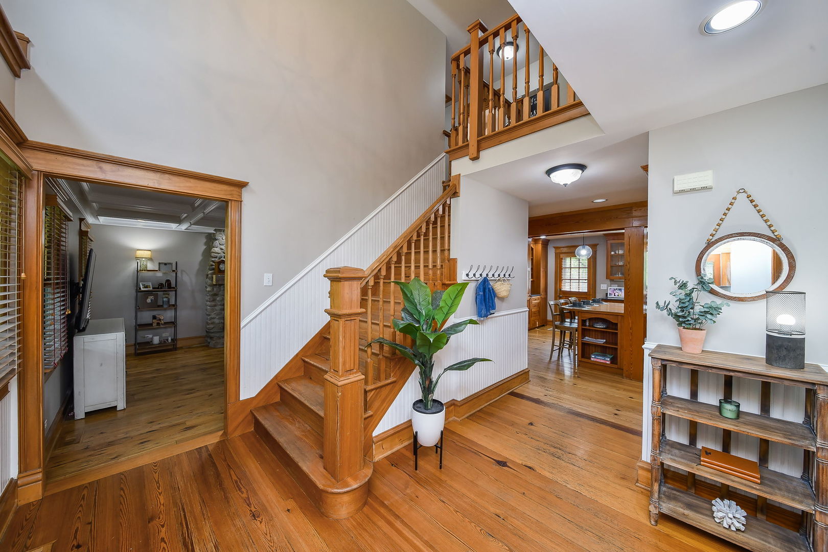 41W555 Wayne Drive, St. Charles, IL 60175
