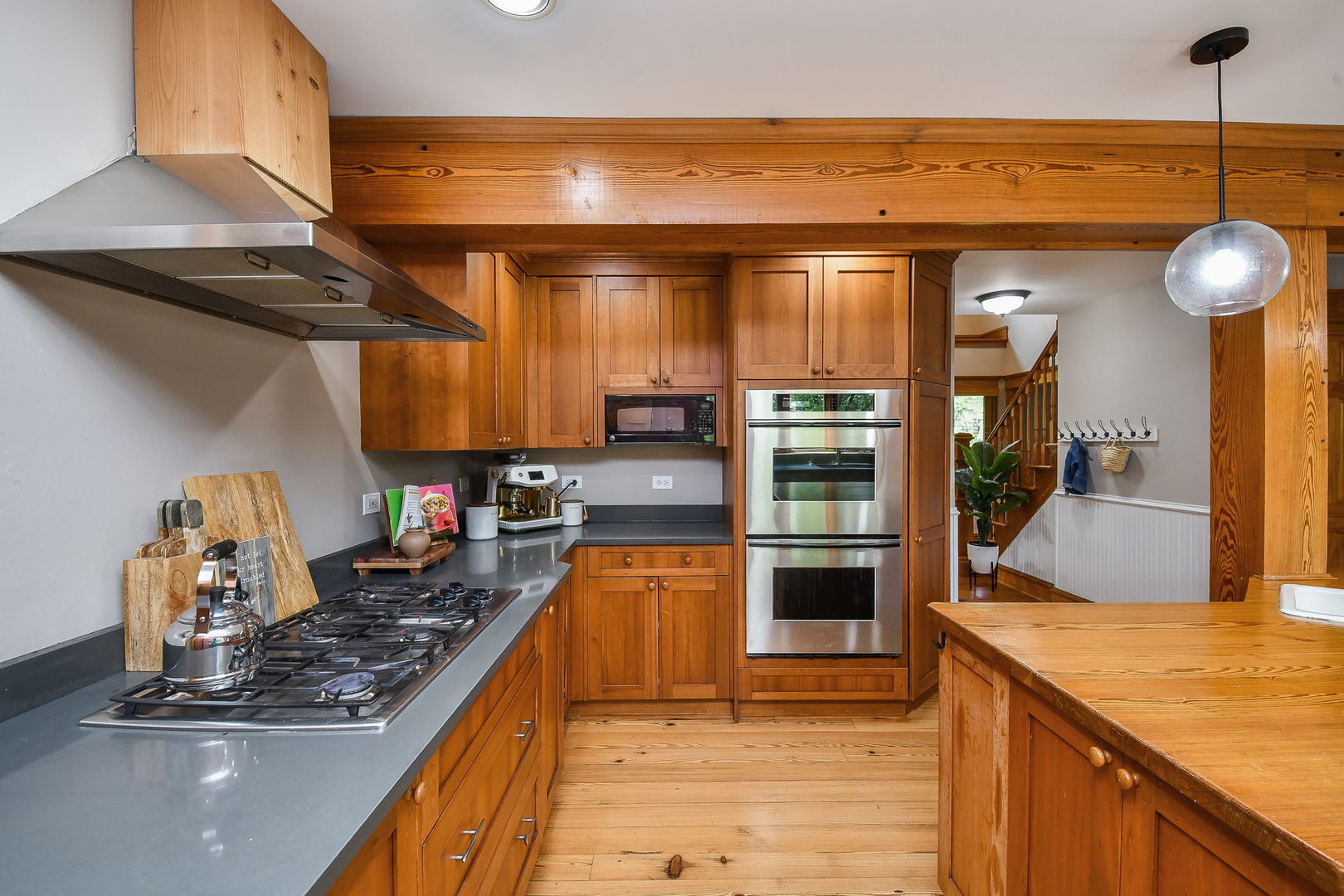 41W555 Wayne Drive, St. Charles, IL 60175