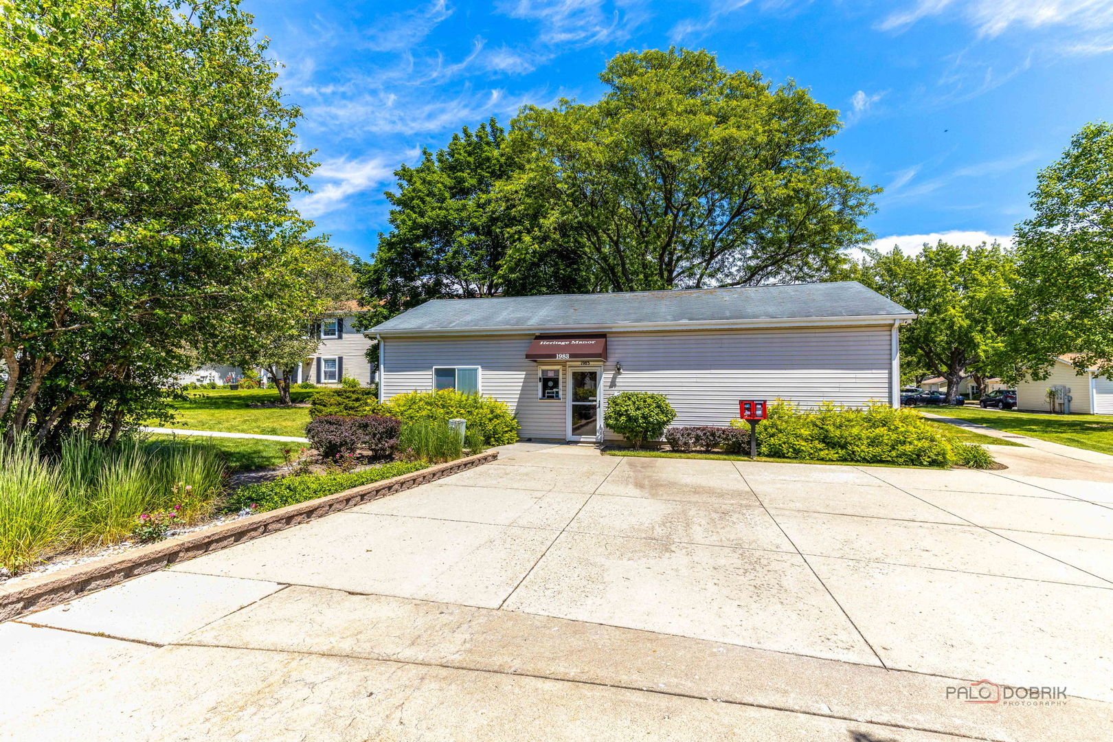 2177 N Dogwood Lane #2177, Palatine, IL 60074