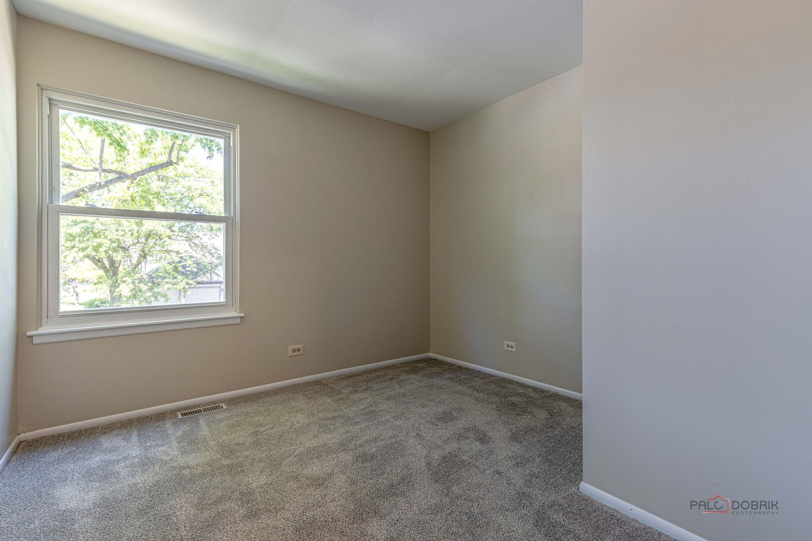 2177 N Dogwood Lane #2177, Palatine, IL 60074