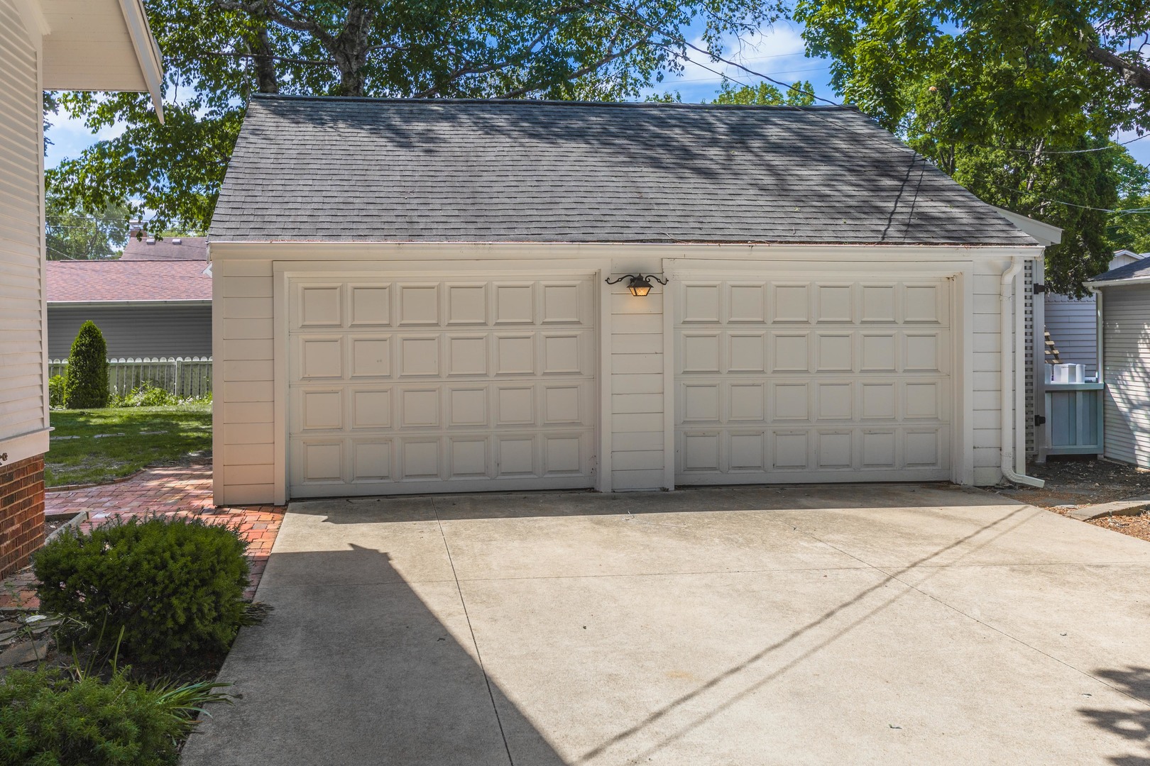 1507 E Taylor Street, Bloomington, IL 61701