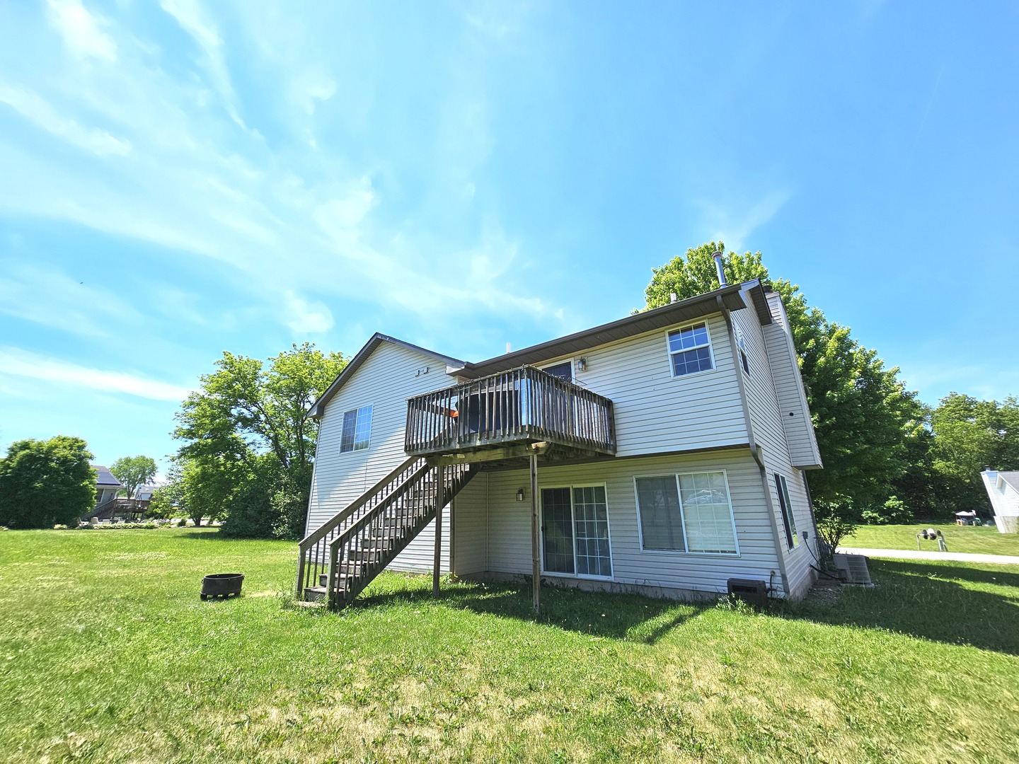 407 Staffordshire Drive, Poplar Grove, IL 61065