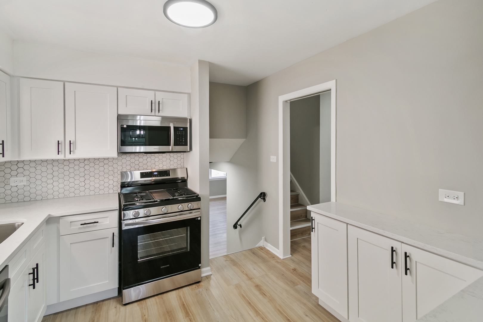 5445 S 73rd Avenue, Summit, IL 60501