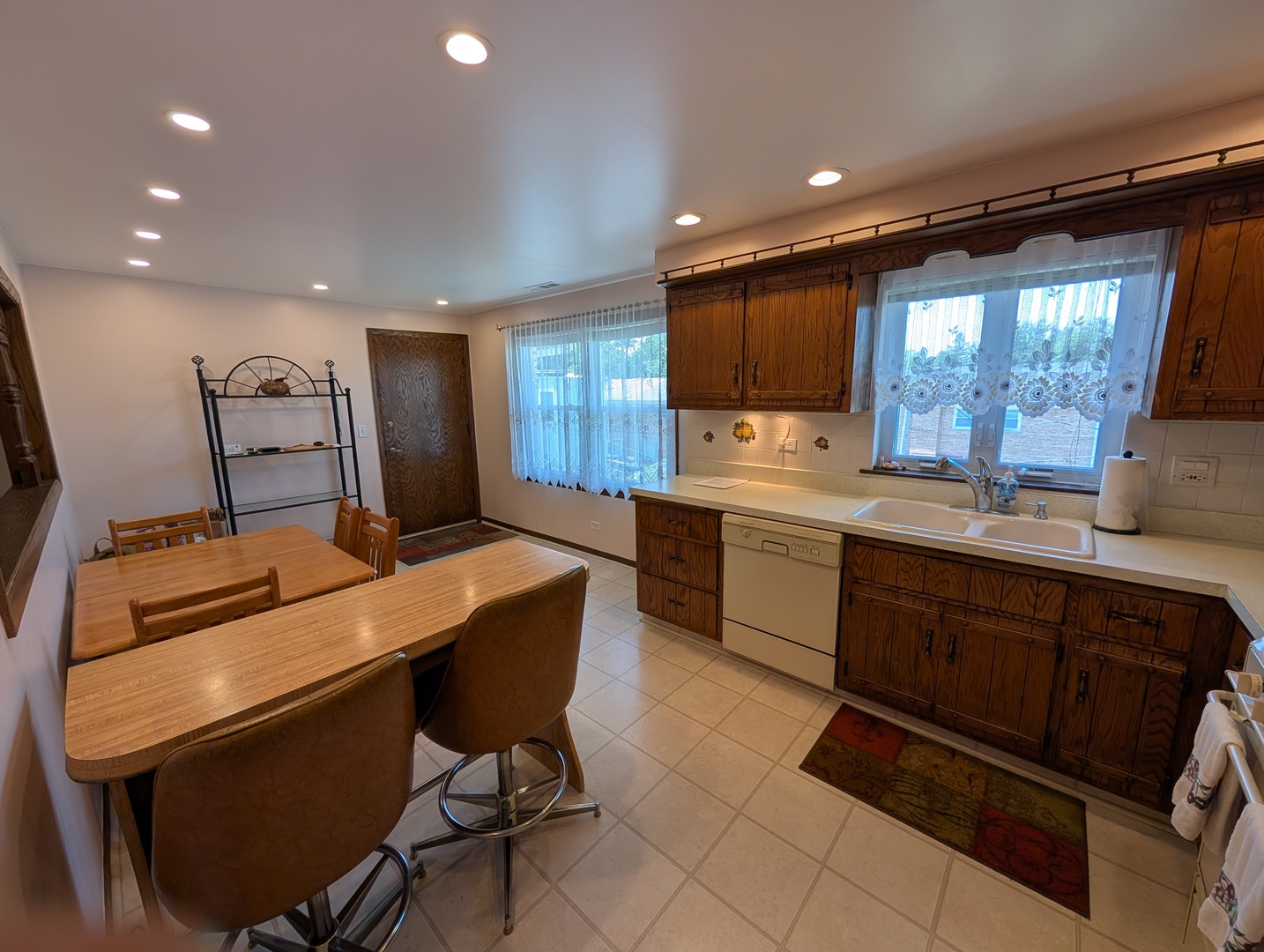 5516 W Windsor Avenue #3M, Chicago, IL 60630