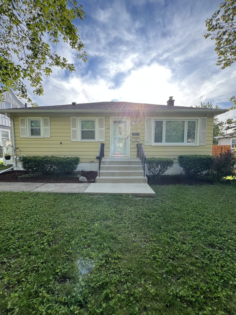 17810 Chicago Avenue, Lansing, IL 60438