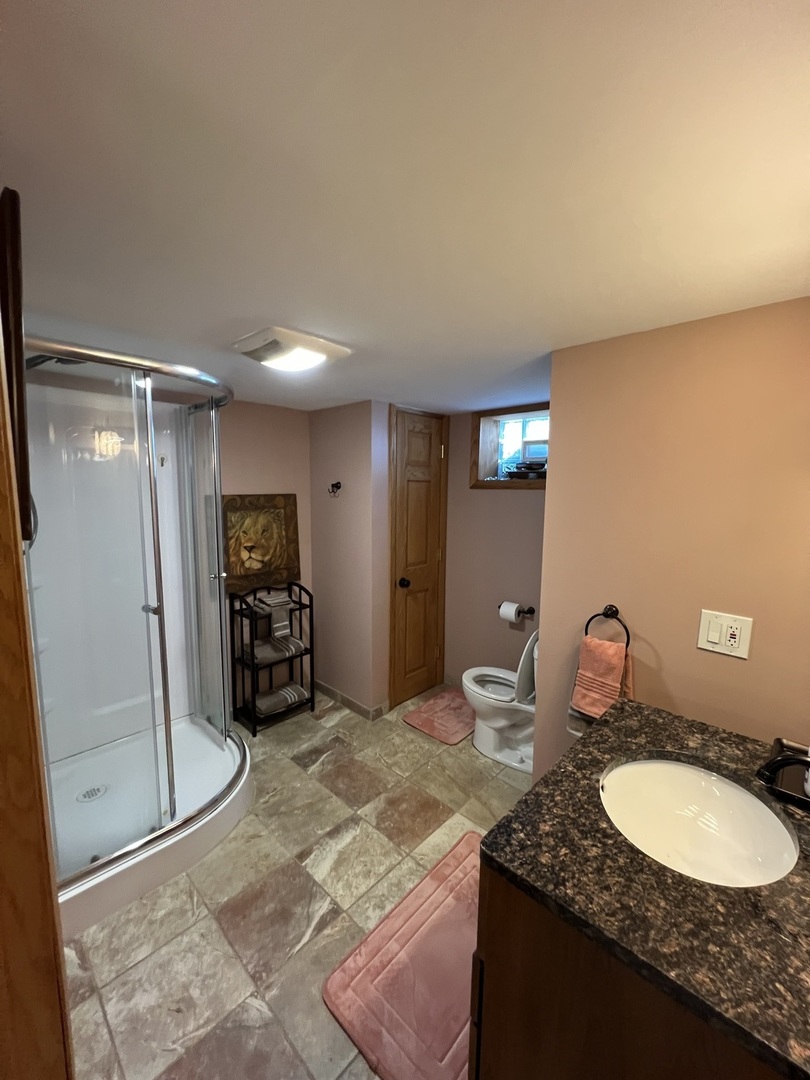 17810 Chicago Avenue, Lansing, IL 60438