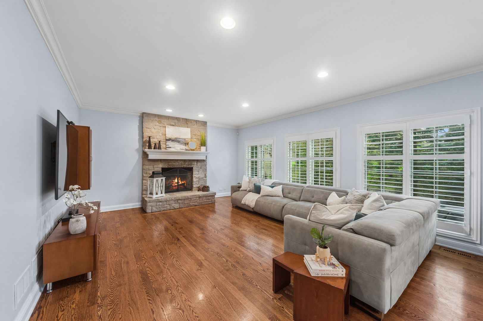14965 Creekside Path, Libertyville, IL 60048