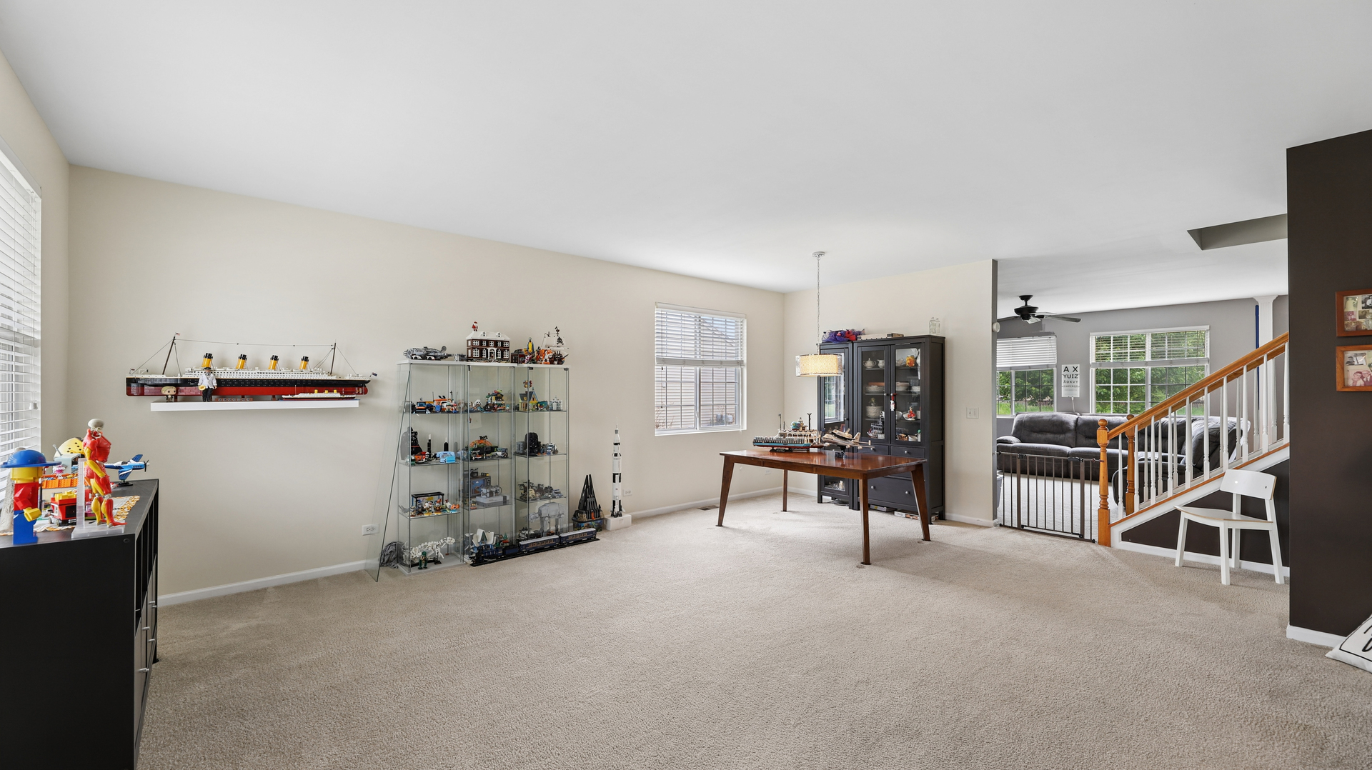 955 Valley Stream Drive, Pingree Grove, IL 60140