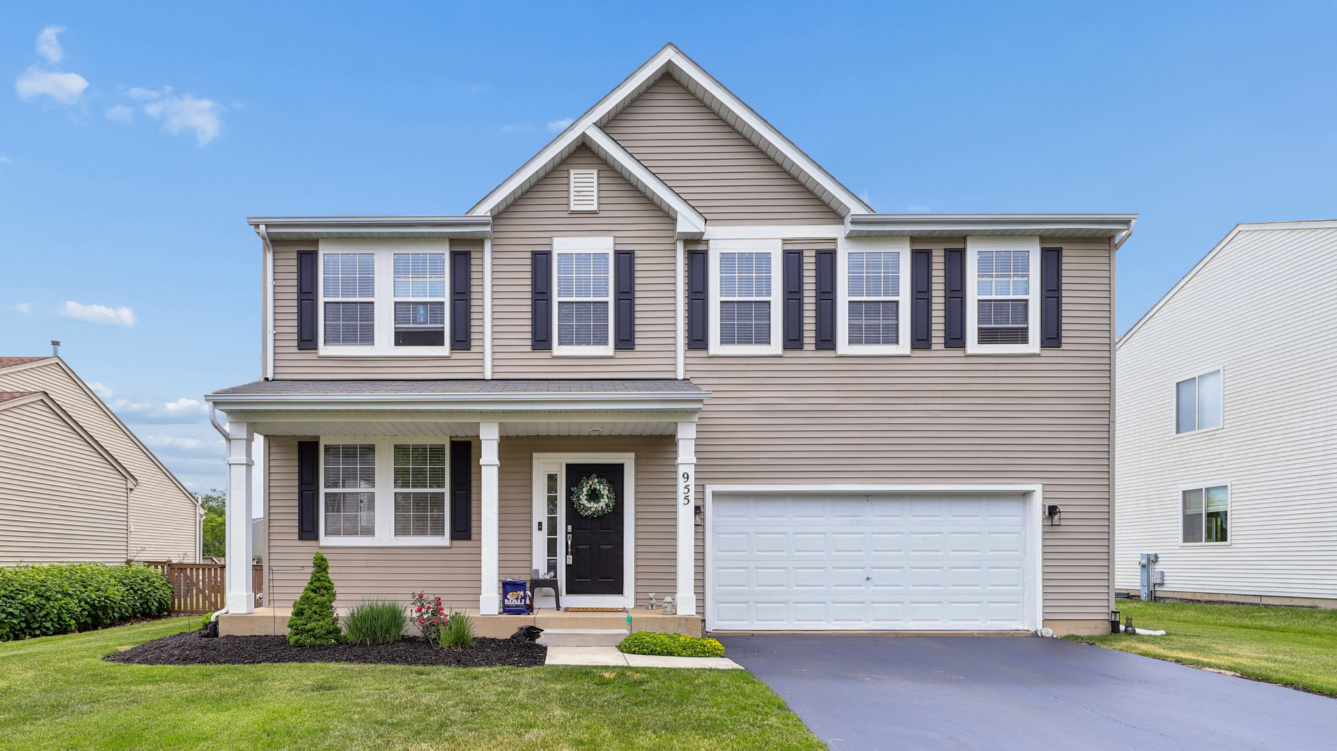 955 Valley Stream Drive, Pingree Grove, IL 60140