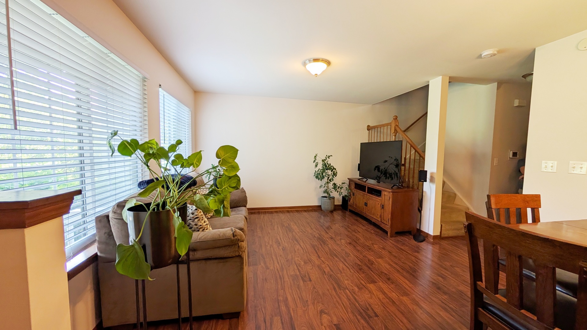 669 Lincoln Station Drive #669, Oswego, IL 60543
