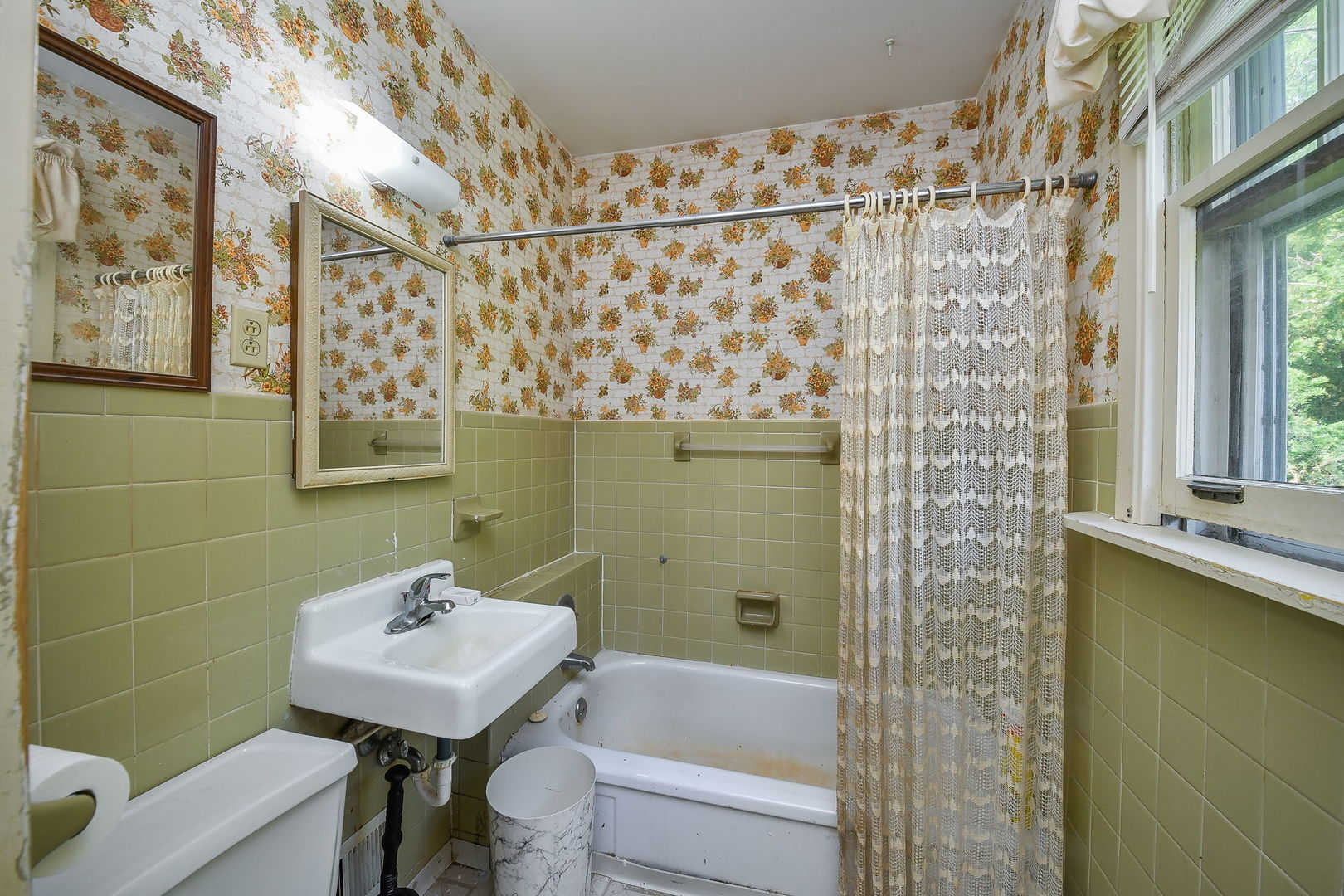 29W360 Brown Street, West Chicago, IL 60185