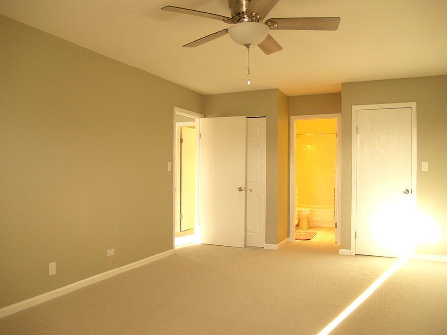 381 Park Ridge Lane #B, Aurora, IL 60504