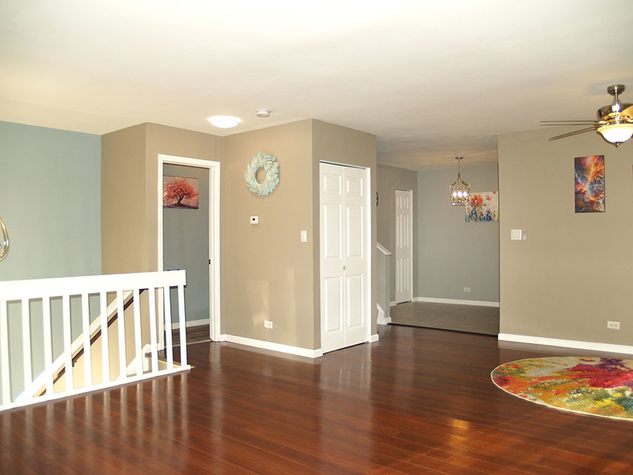 381 Park Ridge Lane #B, Aurora, IL 60504